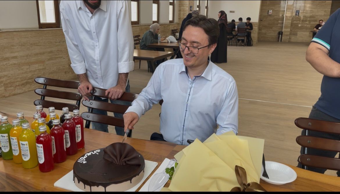 Occupational Therapy Students Celebrate Faculty Member’s Birthday at the College of Medical Rehabilitation