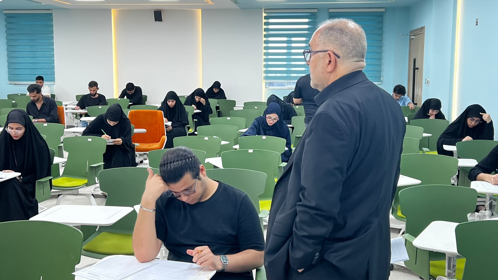 The Deanship of Medical Rehabilitation Inspects the End-of-Course Examinations